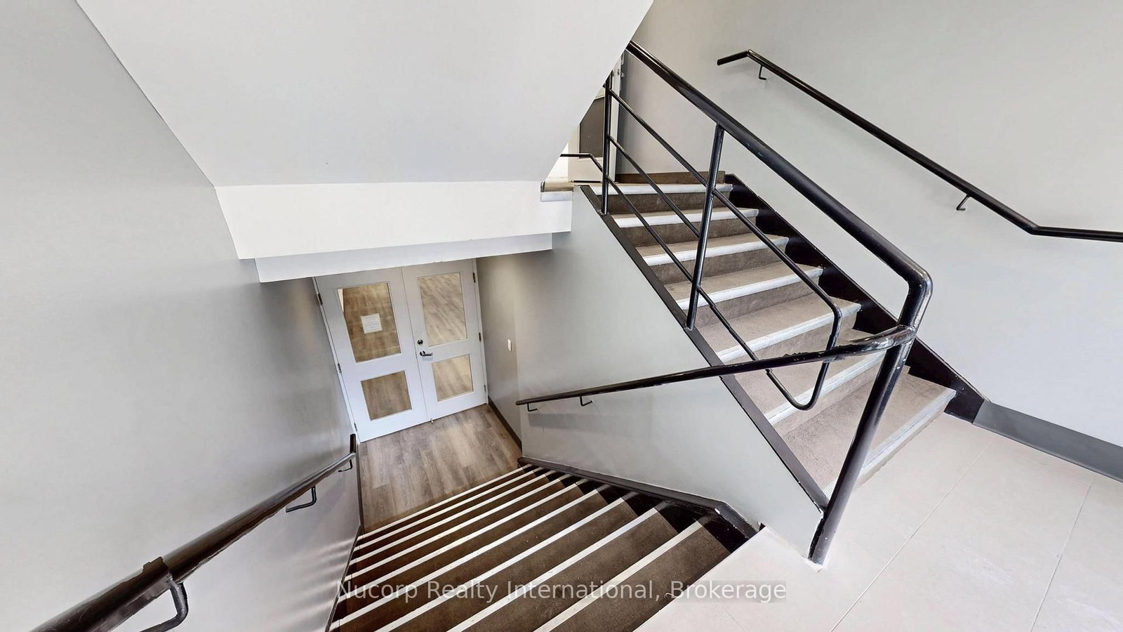 8 Eastern Avenue, Unit #Basment A - Photo 4