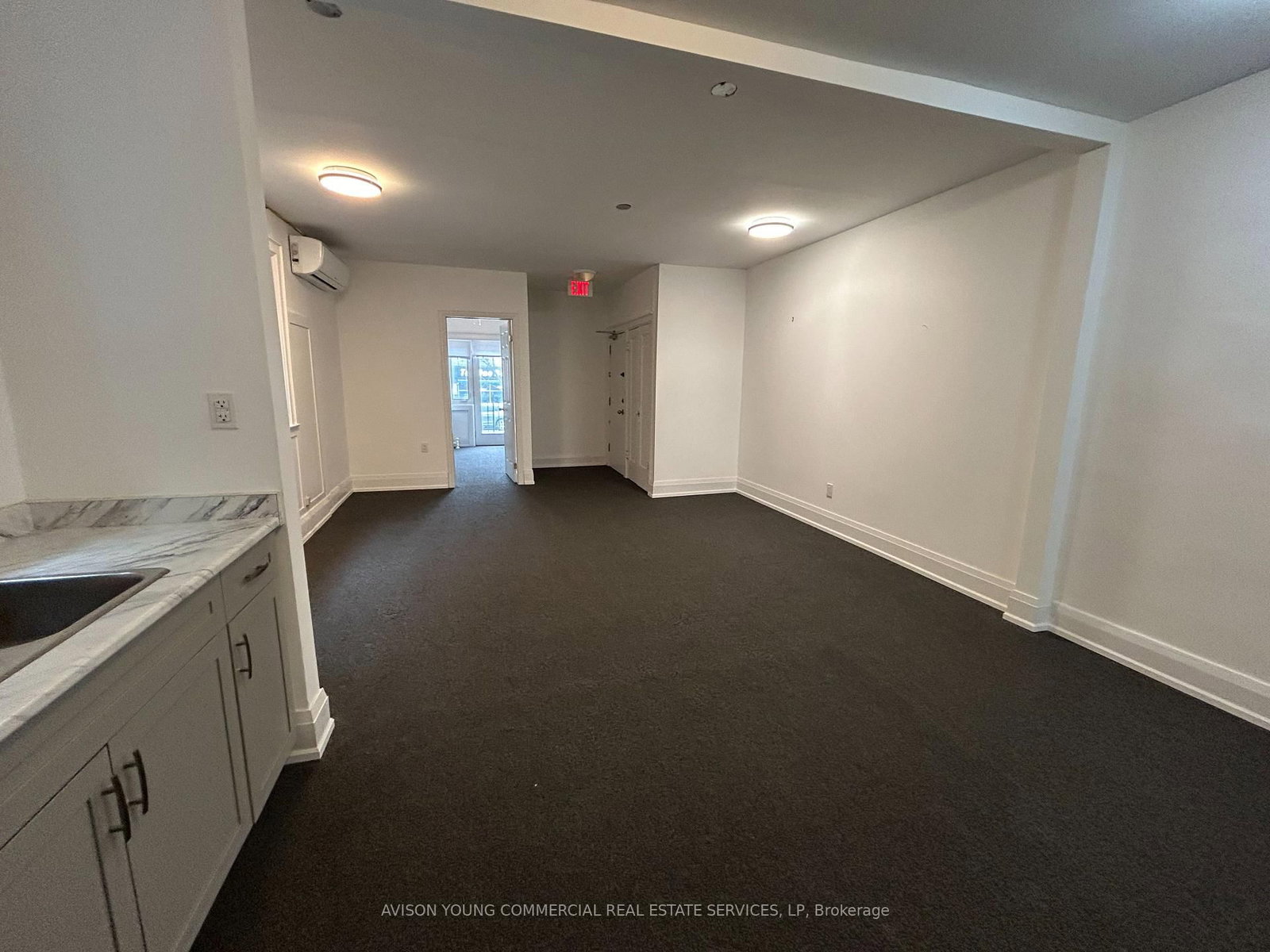 596 St Clair Avenue W, Unit Floor 1 - Photo 5