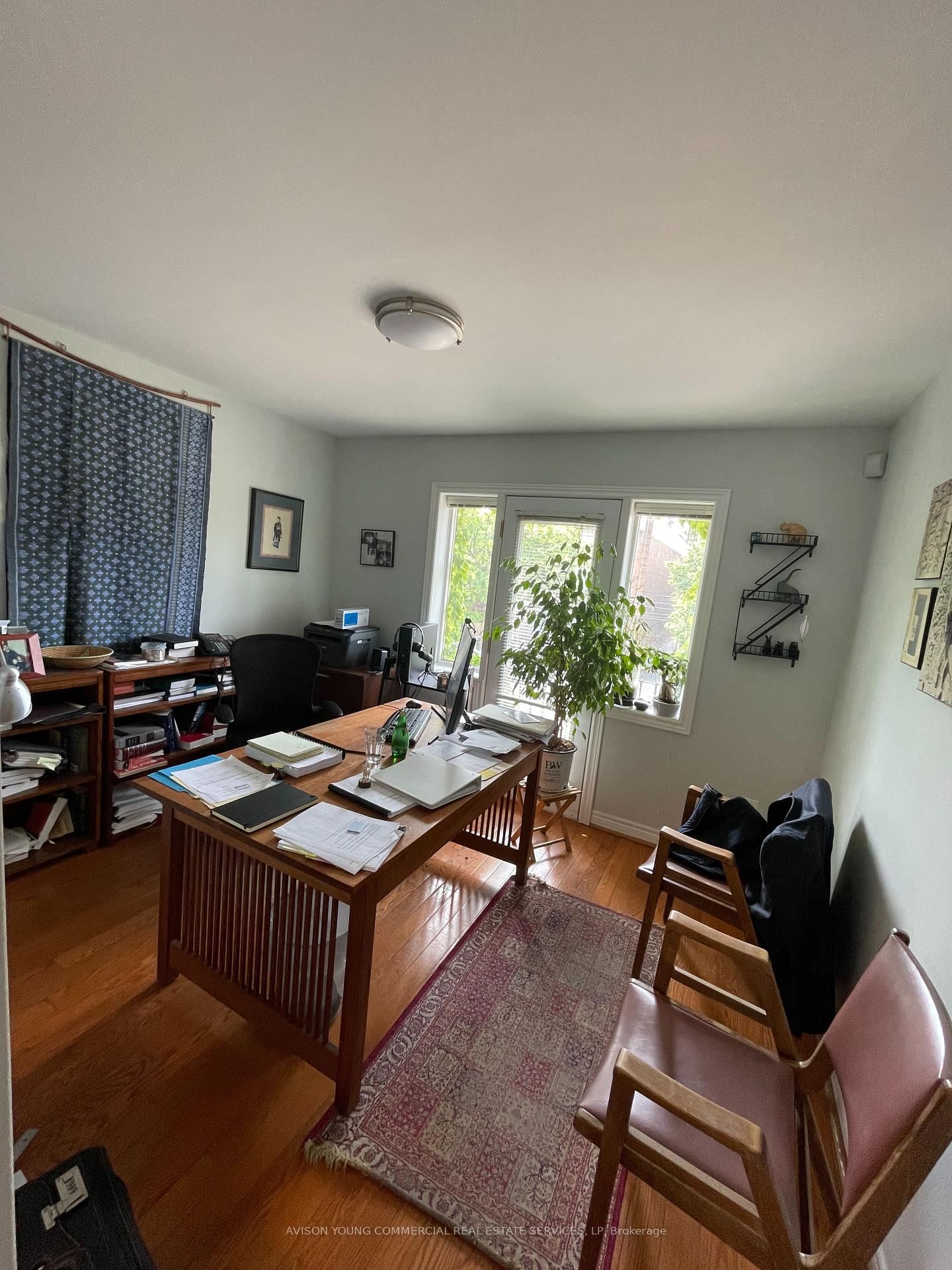 596 St. Clair Avenue W, Unit Floor 2 - Photo 7