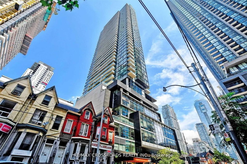 4002 - 290 Adelaide St W, Toronto, M5V 0P3 | Image 2