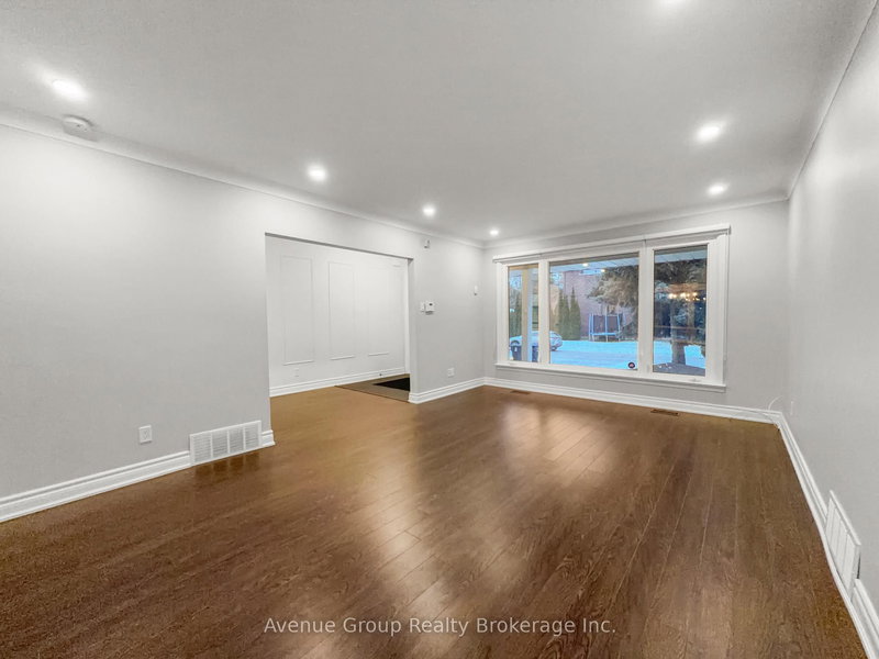 UPPER - 190 Northwood Dr, Toronto, M2M 2K4 | Image 2