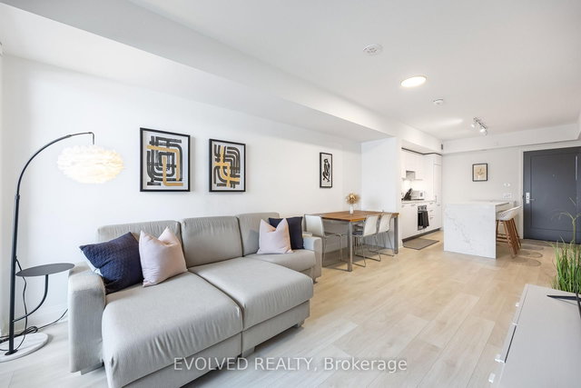 419 - 33 Frederick Todd Way W