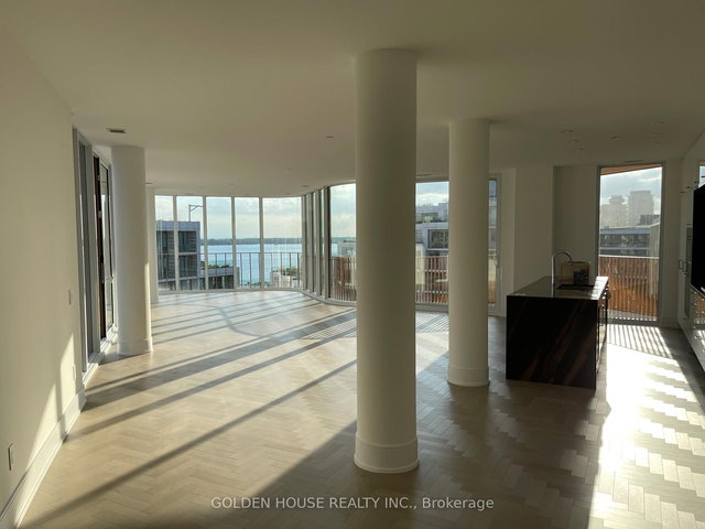 1222 - 155 Merchants' Wharf