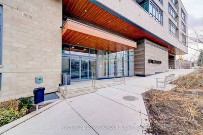 701-181 Bedford Road, Toronto, Ontario image-0-1