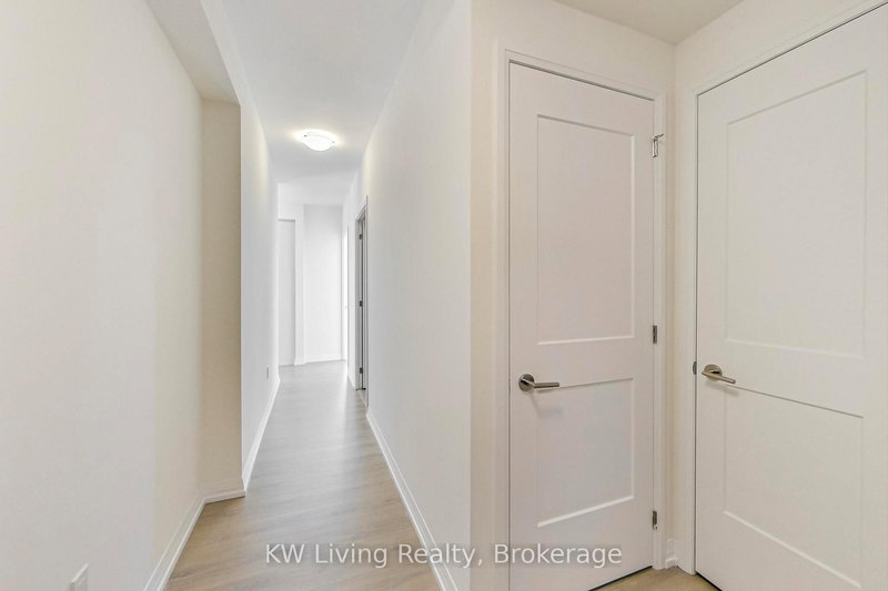 3212 - 50 Dunfield Ave, Toronto, M4S 0E4 | Image 3