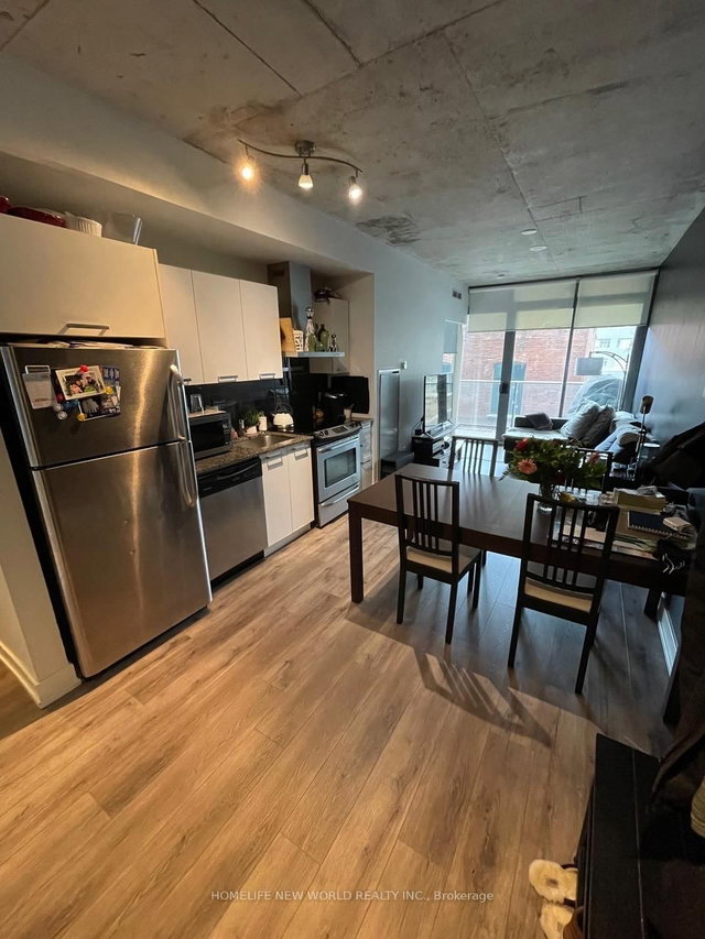 401 - 650 King Street