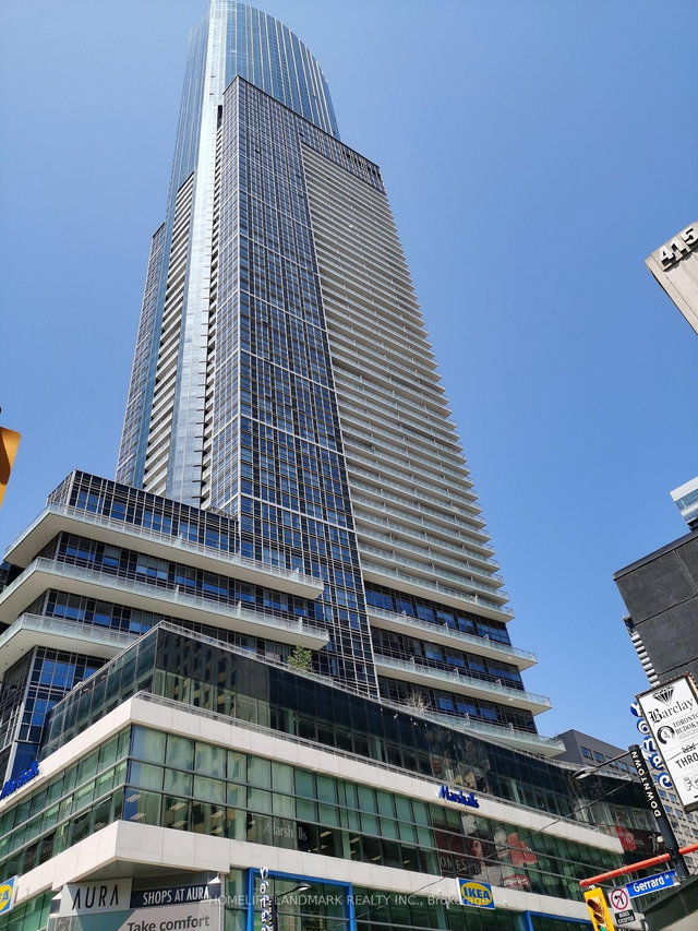 4712 - 386 Yonge Street