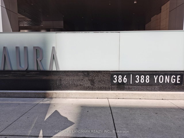 4712 - 386 Yonge Street