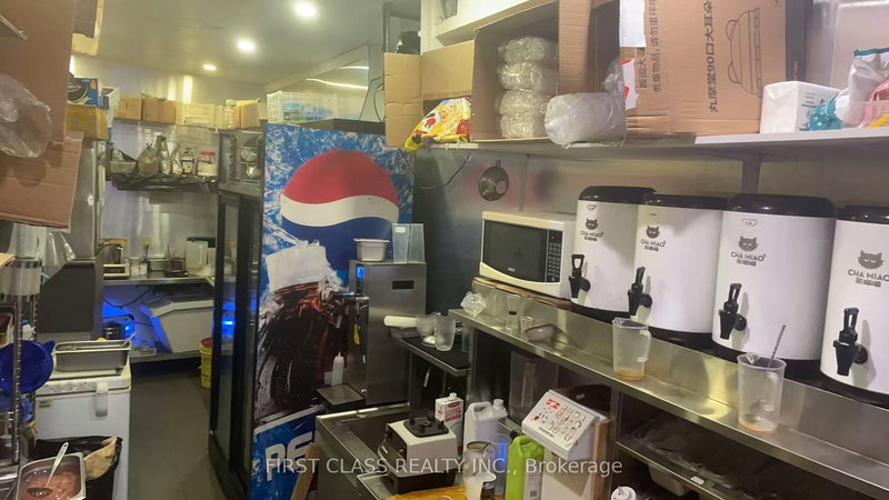 201 Dundas St W, Toronto, M5G 1C8 | Image 3