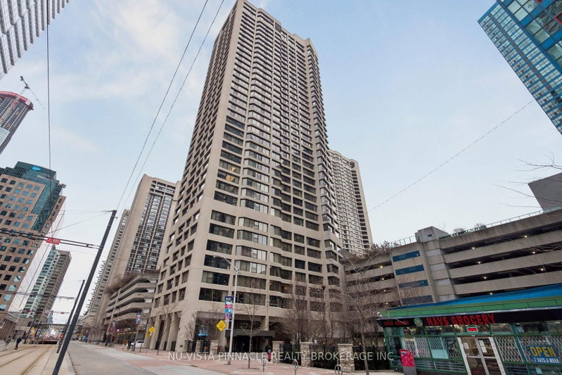 1418 - 55 Harbour Square
