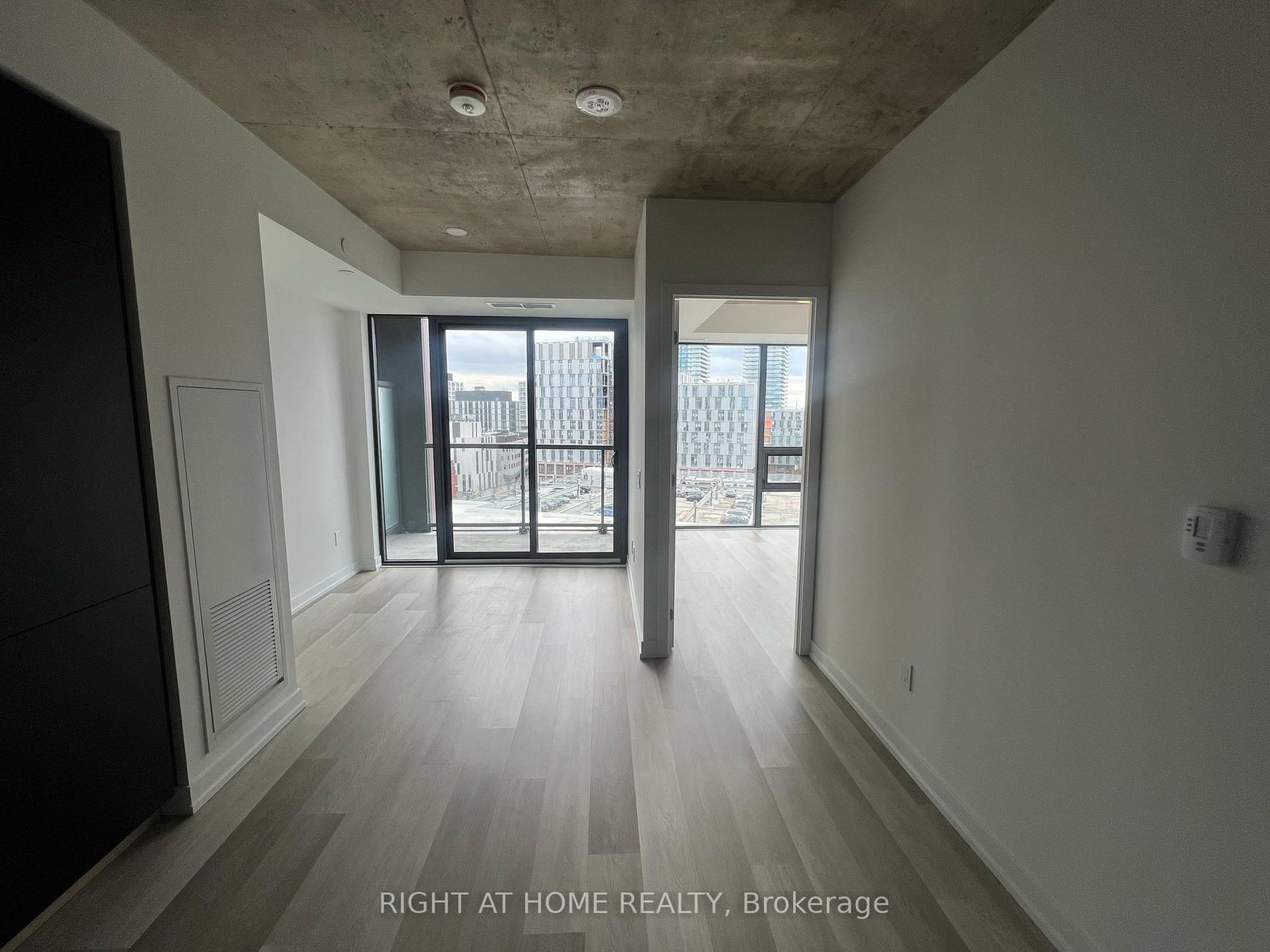 28 Eastern Avenue, Unit 911 - Photo 4