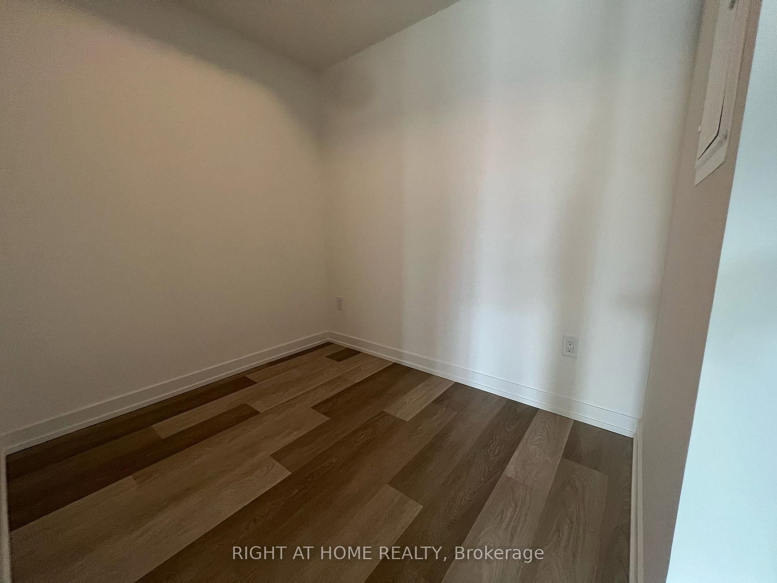 28 Eastern Avenue, Unit 911 - Photo 6