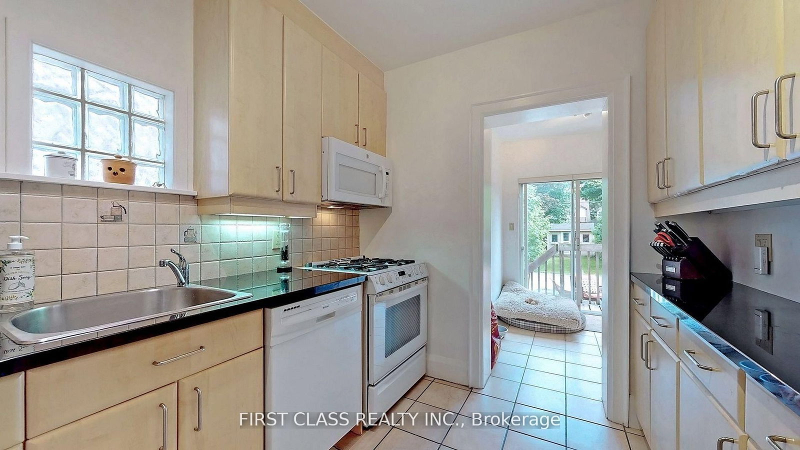 Detached House for lease at 203 Melrose Avenue, Toronto, Ontario, M5M 1Y9 - Lawrence Park North - MLS: C12699028