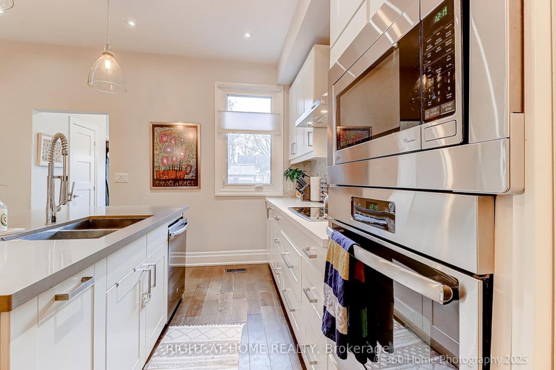 529 Dupont St, Toronto, M6G 1Y8 | Image 2