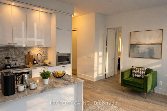 GPH19 - 115 Denison Avenue