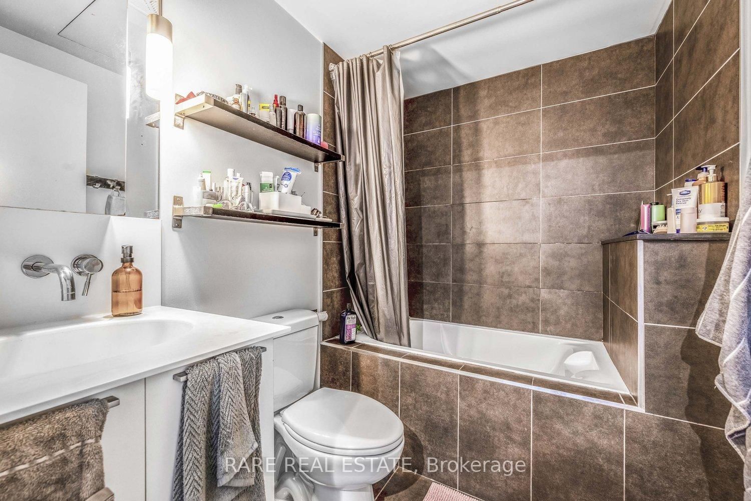 650 King Street W • #701 • Toronto, ON photo 22