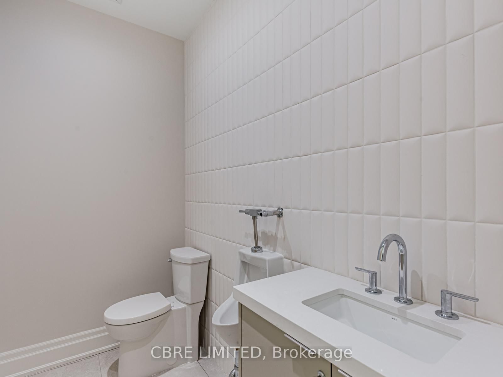 345 Wilson Avenue, Unit 300