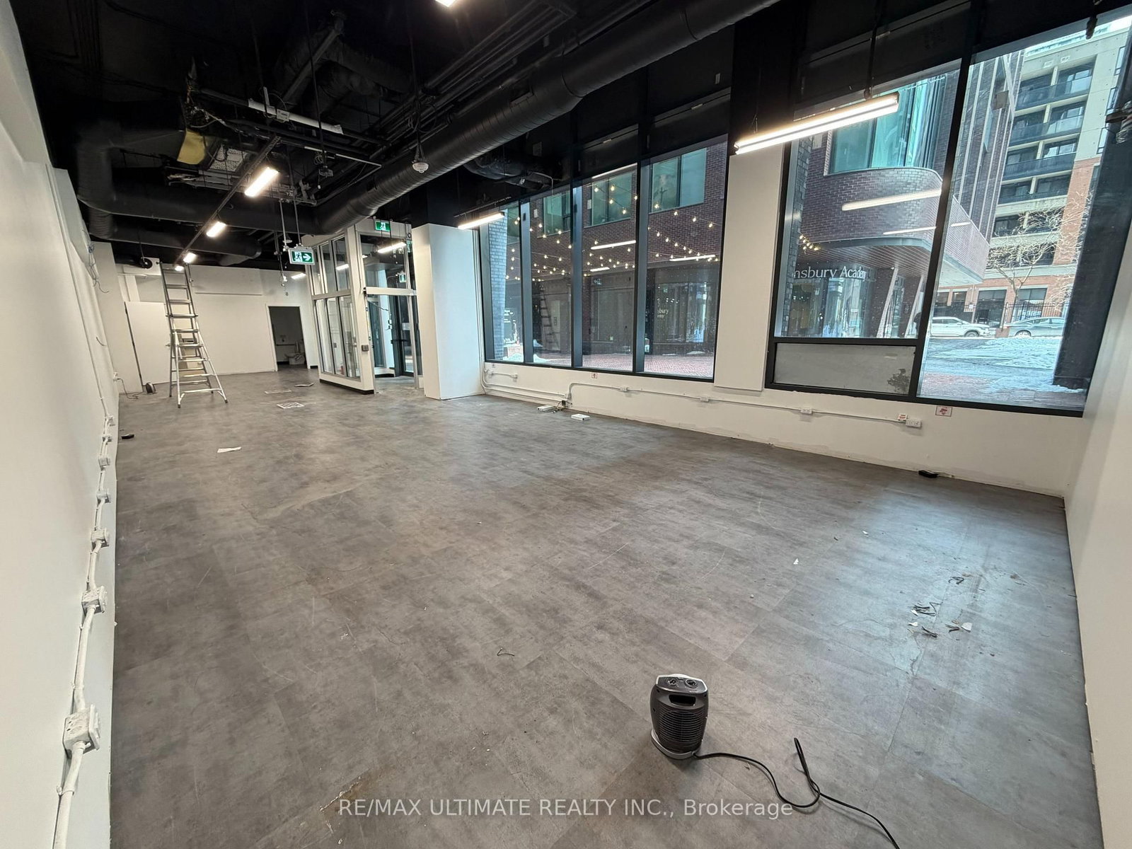 30 Mutual Street, Unit 2 - Photo 3