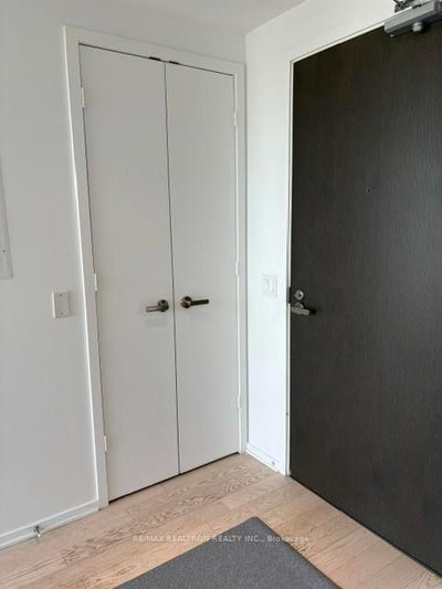 3003-16 Bonnycastle Street, Toronto, Ontario image-0-4