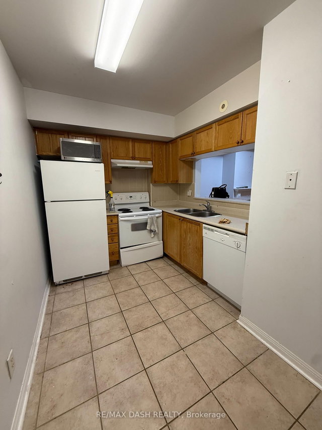 1020 - 5 Everson Drive