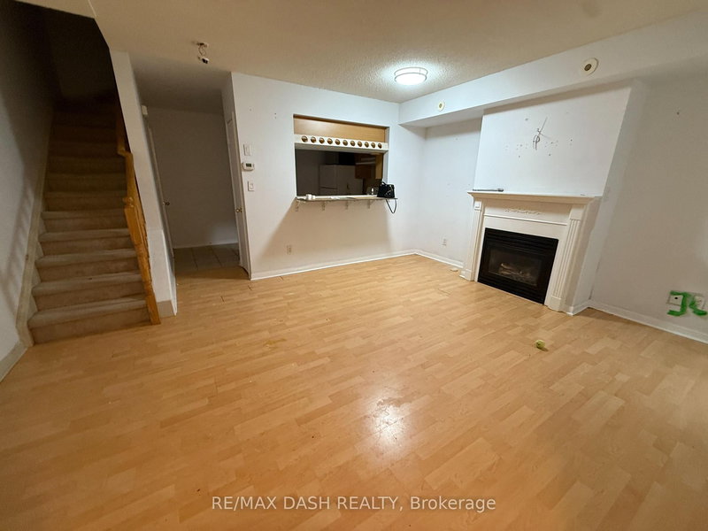 1020 - 5 Everson Dr, Toronto, M2N 7C3 | Image 3