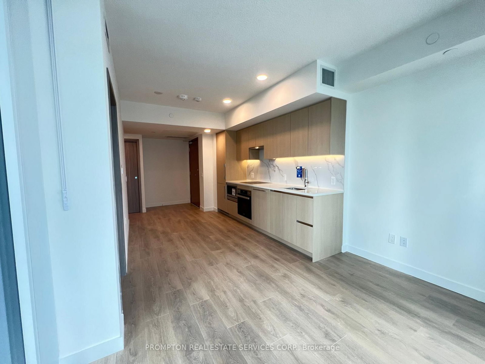 1 Concord Cityplace Way, Unit 605 - Photo 8