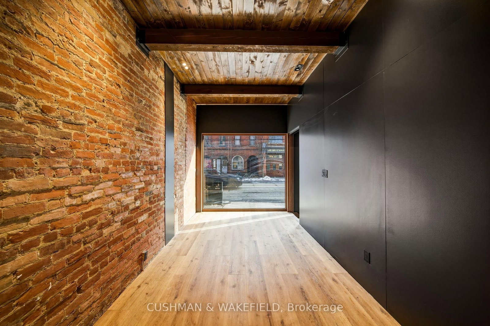 Commercial/Retail for sale at 1086 Queen Street, Toronto, Ontario, M6J 1H8 - Trinity-Bellwoods - MLS: C12712336