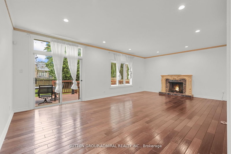 48 Berkindale Dr, Toronto, M2L 1Z8 | Image 3