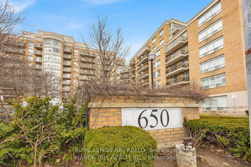 223 - 650 Lawrence Ave W, Toronto, M6A 3E8 | Image 2