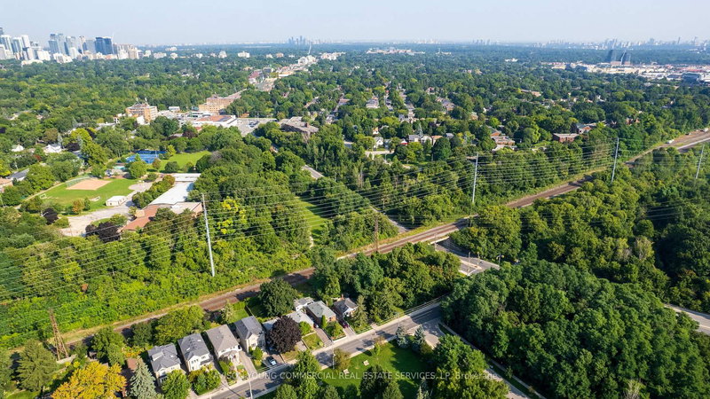N/A Bayview Ave & Nesbitt Dr Ave, Toronto, M4W 2G3 | Image 2