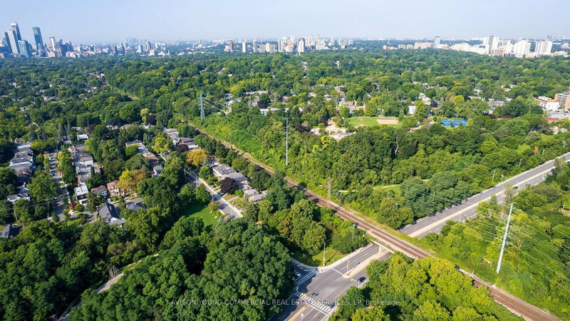 N/A Bayview Ave & Nesbitt Dr Ave, Toronto, M4W 2G3 | Image 3
