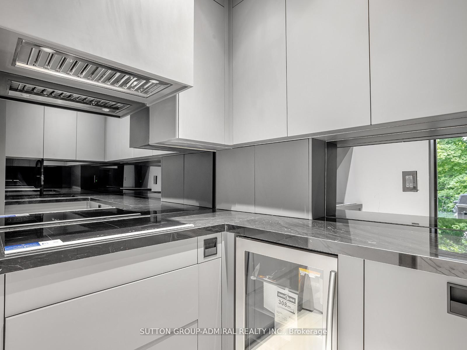 Detached House for sale at 157 Old Forest Hill Road, Toronto, Ontario, M5N 2N7 - Forest Hill North - MLS: C12713974