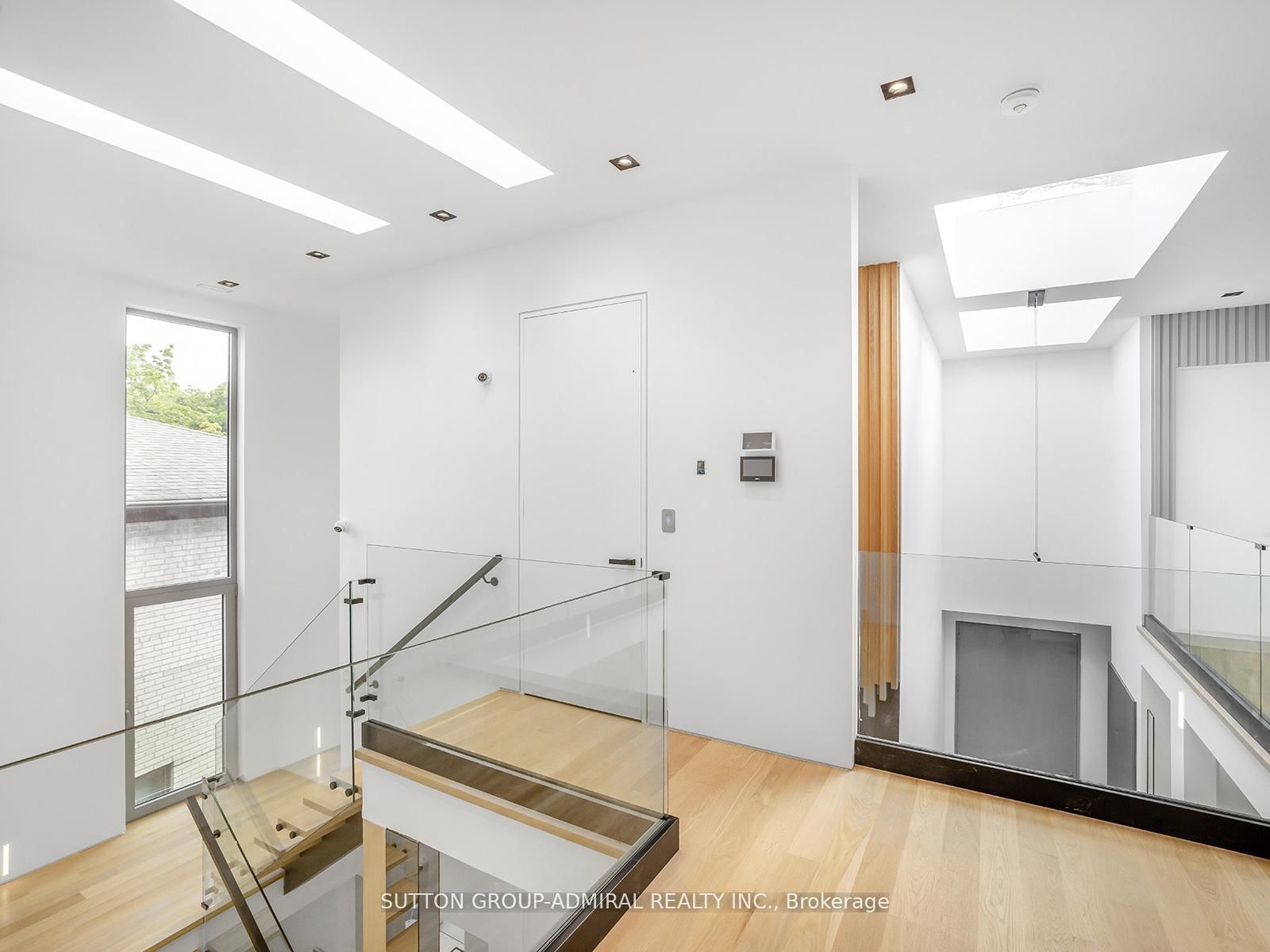 Detached House for sale at 157 Old Forest Hill Road, Toronto, Ontario, M5N 2N7 - Forest Hill North - MLS: C12713974