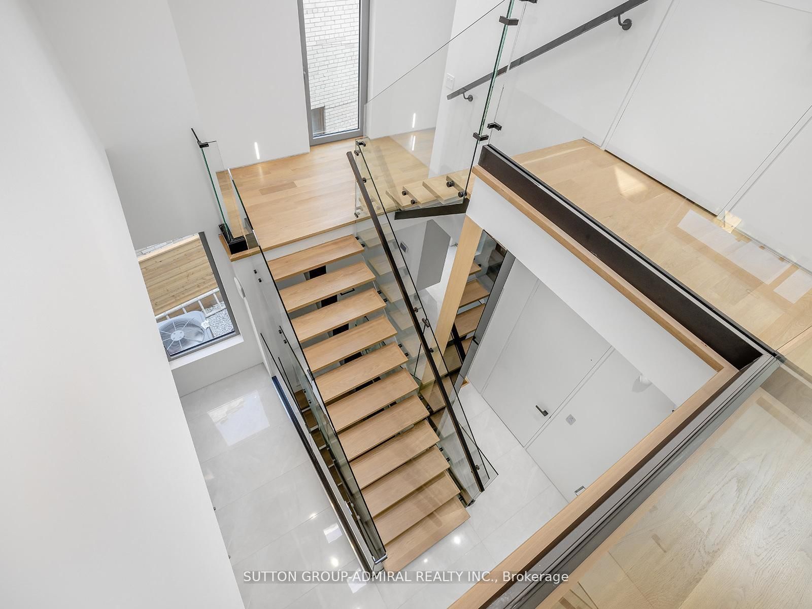 Detached House for sale at 157 Old Forest Hill Road, Toronto, Ontario, M5N 2N7 - Forest Hill North - MLS: C12713974