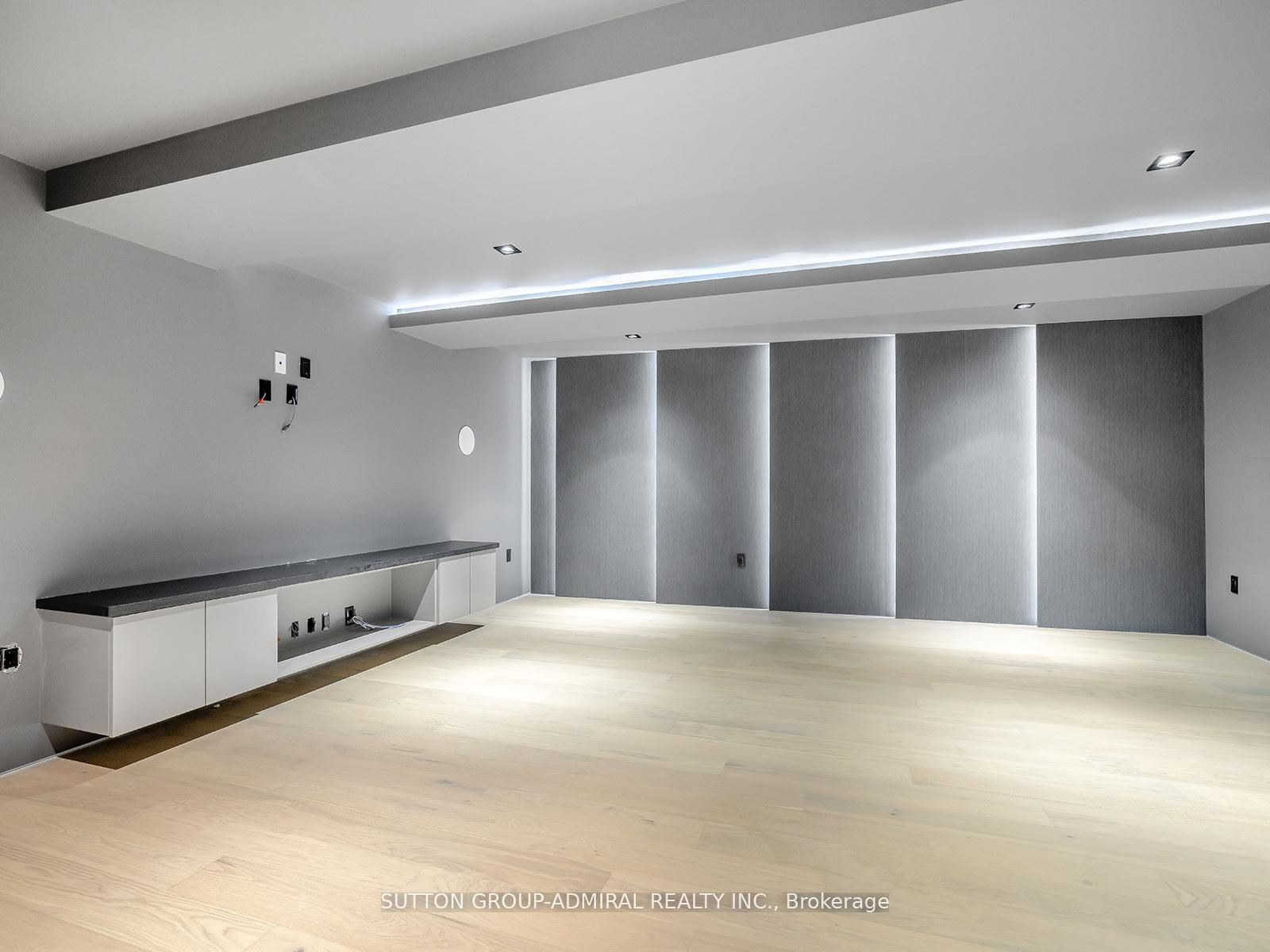 Detached House for sale at 157 Old Forest Hill Road, Toronto, Ontario, M5N 2N7 - Forest Hill North - MLS: C12713974