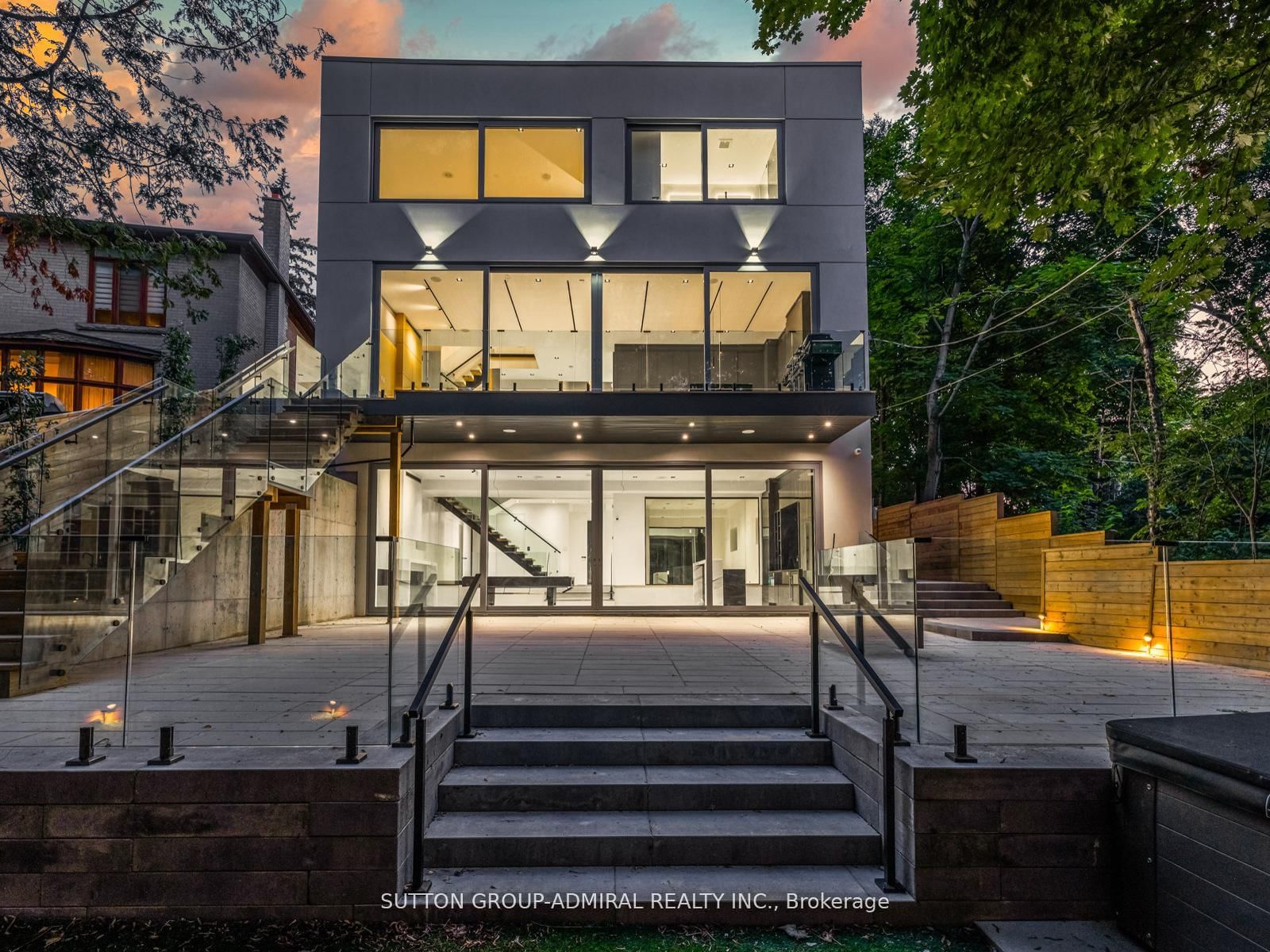 Detached House for sale at 157 Old Forest Hill Road, Toronto, Ontario, M5N 2N7 - Forest Hill North - MLS: C12713974