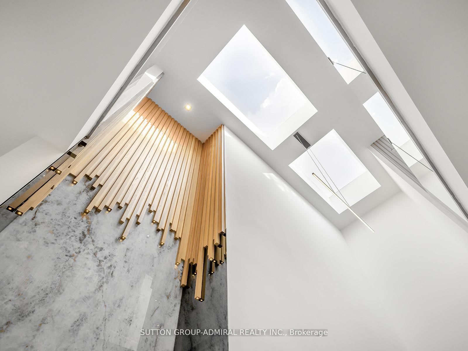 Detached House for sale at 157 Old Forest Hill Road, Toronto, Ontario, M5N 2N7 - Forest Hill North - MLS: C12713974