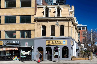 Unit 300 — 639 Yonge Street — photo 2
