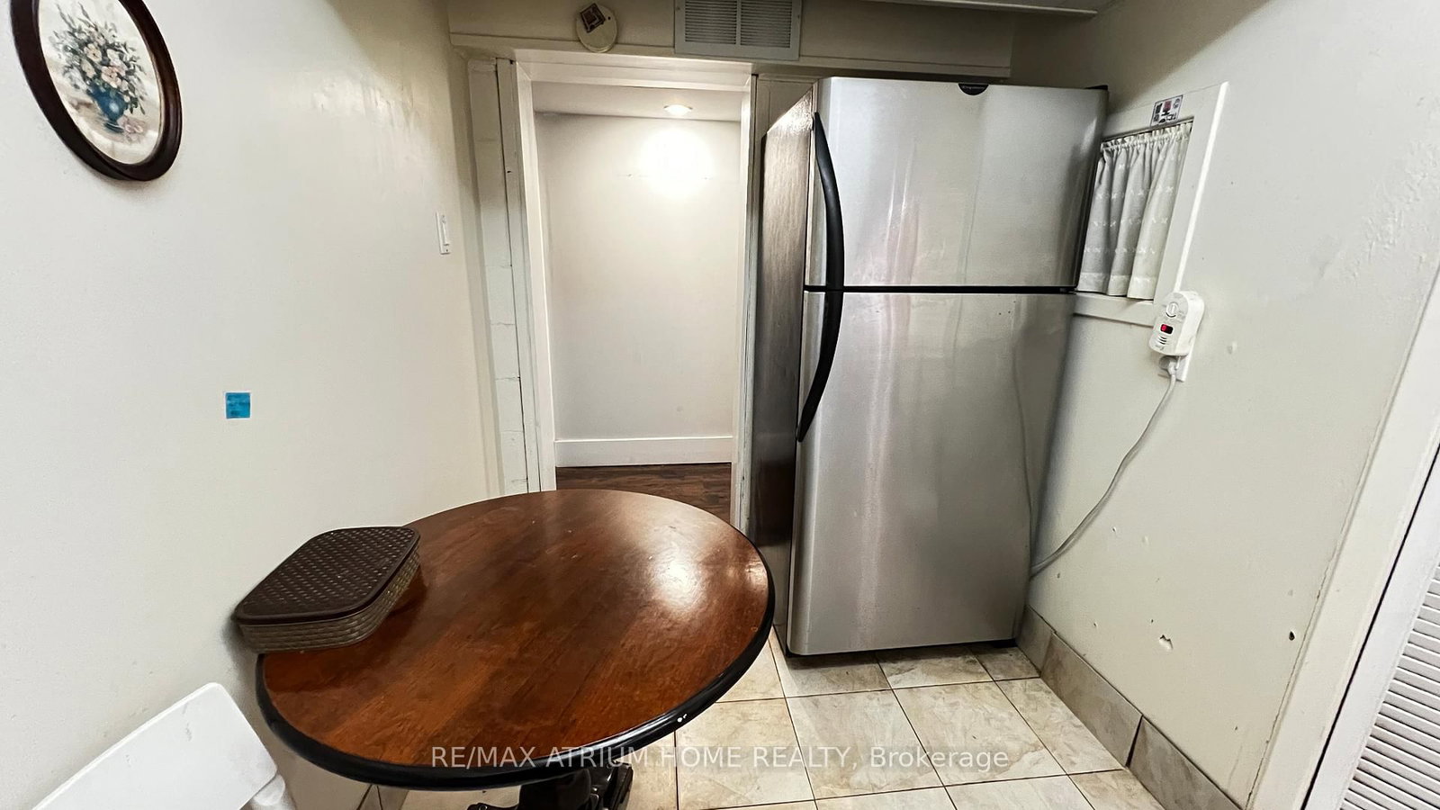 949 Willowdale Avenue, Unit B1 - Photo 12