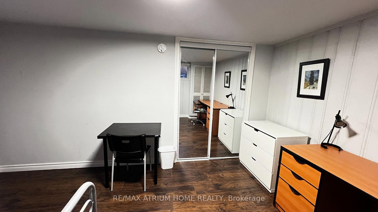 949 Willowdale Avenue, Unit B1 - Photo 7