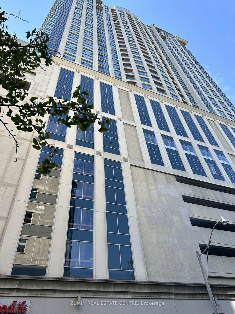 2116 - 8 Park Rd, Toronto, M4W 3S5 | Image 2