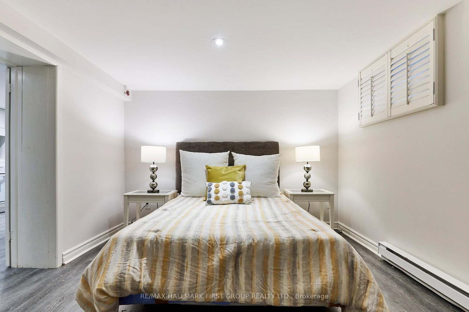 Detached House for lease at Lower-207 Bayview Heights Drive, Toronto, Ontario, M4G 2Z4 - Leaside - MLS: C12716434