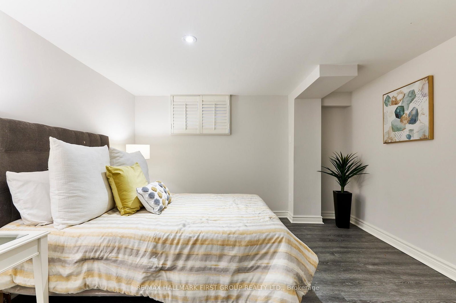 Detached House for lease at Lower-207 Bayview Heights Drive, Toronto, Ontario, M4G 2Z4 - Leaside - MLS: C12716434