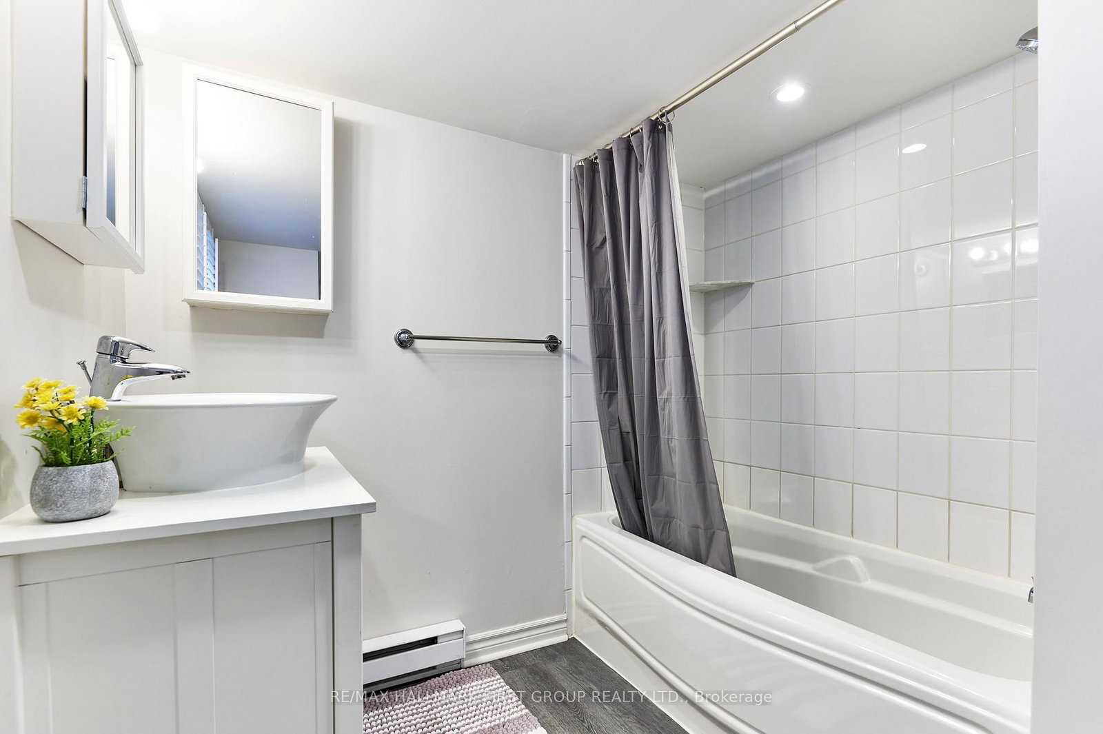 Detached House for lease at Lower-207 Bayview Heights Drive, Toronto, Ontario, M4G 2Z4 - Leaside - MLS: C12716434