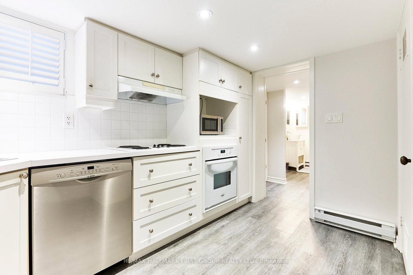 Detached House for lease at Lower-207 Bayview Heights Drive, Toronto, Ontario, M4G 2Z4 - Leaside - MLS: C12716434