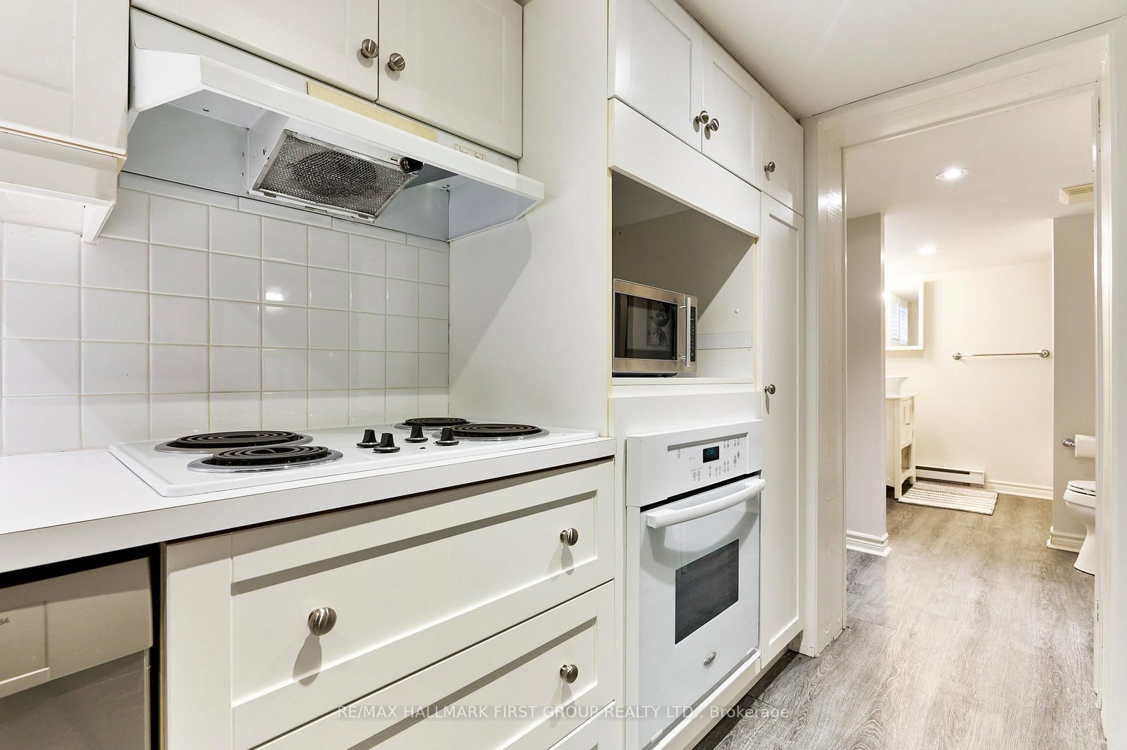 Detached House for lease at Lower-207 Bayview Heights Drive, Toronto, Ontario, M4G 2Z4 - Leaside - MLS: C12716434