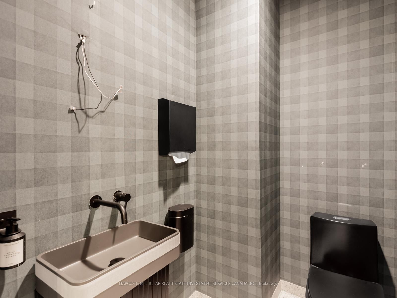 501 Queen Street W - Photo 13