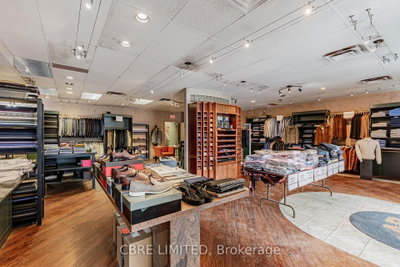 1064 Eglinton Avenue W — photo 5
