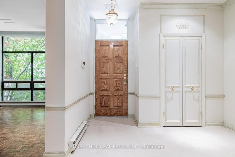 82 Oriole Rd, Toronto, M4V 2G1 | Image 2
