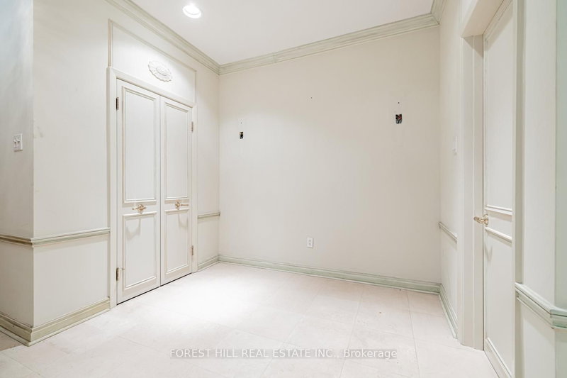 82 Oriole Rd, Toronto, M4V 2G1 | Image 3